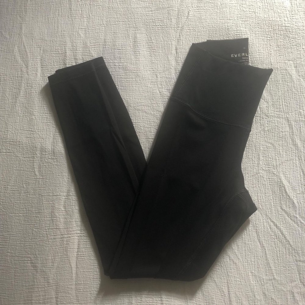 Everlane Perform leggings